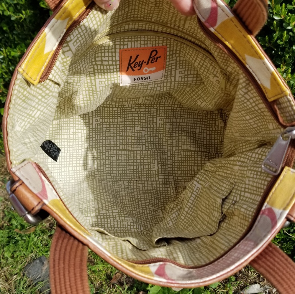 Fossil Keyper Large Bag And Wallet - image 8